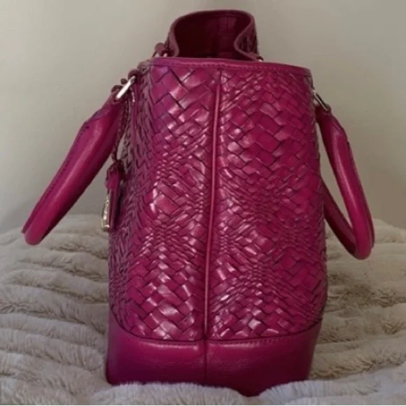 ❌SOLD❌NWOT COLE HAAN PURSE - Picture 4 of 8